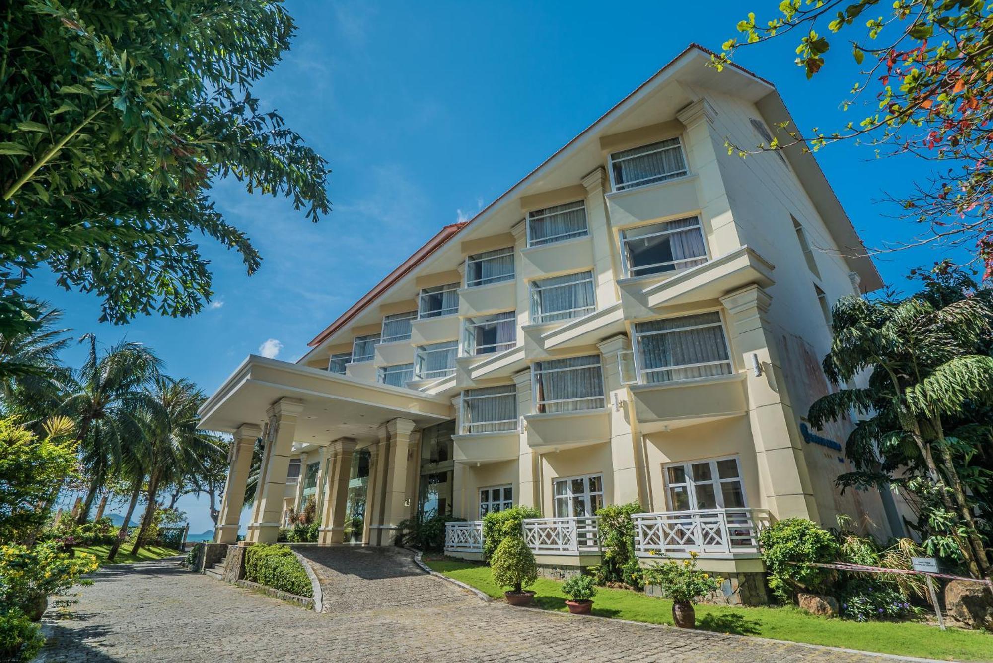 Sai Gon Con Dao Resort Exterior photo